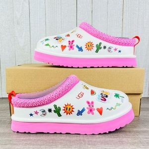UGG Tazz Pop Sketch Karol G White Pink Platform Slippers Women's Size 6-8
